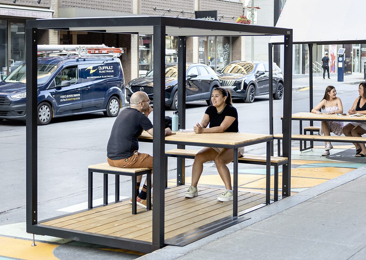 Piétonnisation des rues mobilier - Mobilier urbain transitoire, mobilier piétonnisation des rues, table pique-nique éphémère, mobilier éphémère, place éphémère