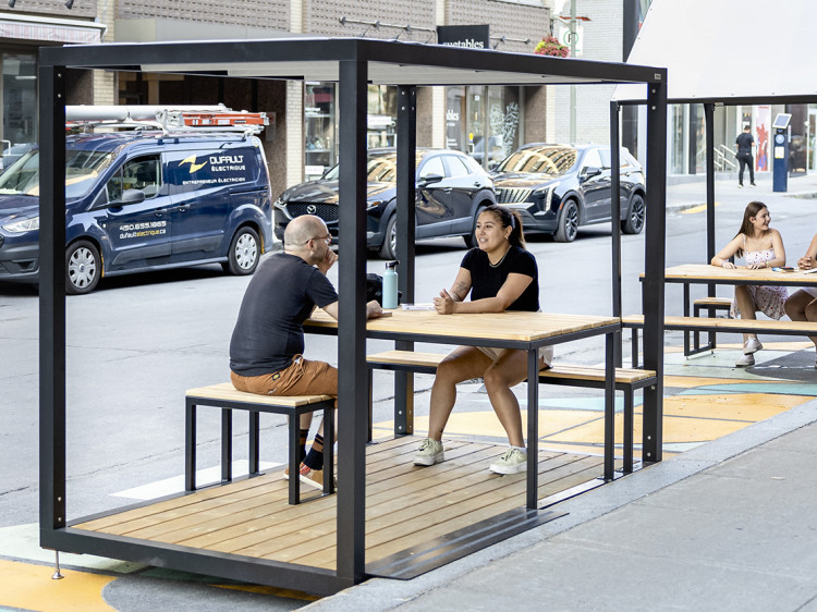 Piétonnisation des rues mobilier - Mobilier urbain transitoire, mobilier piétonnisation des rues, table pique-nique éphémère, mobilier éphémère, place éphémère