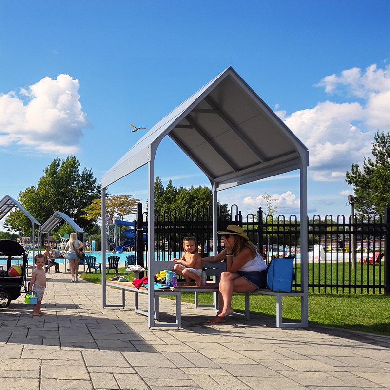 Banc modulaire urbain, accès universel (PMR), maisonnette, abri solaire, Abri de table de pique-nique, mobilier urbain, table à pique-nique, table publique, banc public, mobilier espace public, mobilier extérieur, mobilier d'espace collaboratif extérieur, mobilier espace commercial, mobilier de parc, mobilier scolaire, station touristique, mobilier terrasse commerciale, mobilier place publique, mobilier toit-terrasse extérieur, mobilier modulaire urbain Urban modular bench, universal access (ADA), house, sunshade, solar shelter, Picnic table shelter, urban furniture, street furniture, site furnishings, public table, public bench, modular picnic table, public space furniture, public square outdoor furniture, outdoor furniture, outdoor collaborative space furniture, commercial furniture, park furniture, school outdoor furniture, touristic station, Touristic site outdoor furniture, commercial terrace furniture, rooftop terrace furniture, urban modular furniture