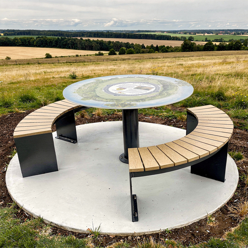 Table pique-nique modulaire, accès universel (PMR), mobilier urbain, table à pique-nique, table publique, banc public, mobilier espace public, mobilier extérieur, mobilier d'espace collaboratif extérieur, mobilier espace commercial, mobilier de parc, mobilier scolaire, station touristique, mobilier terrasse commerciale, mobilier place publique, mobilier toit-terrasse extérieur, mobilier modulaire urbain Modular picnic table, universal access (ADA), urban furniture, street furniture, site furnishings, public table, public bench, modular picnic table, public space furniture, public square outdoor furniture, outdoor furniture, outdoor collaborative space furniture, commercial furniture, park furniture, school outdoor furniture, touristic station, Touristic site outdoor furniture, commercial terrace furniture, rooftop terrace furniture, urban modular furniture