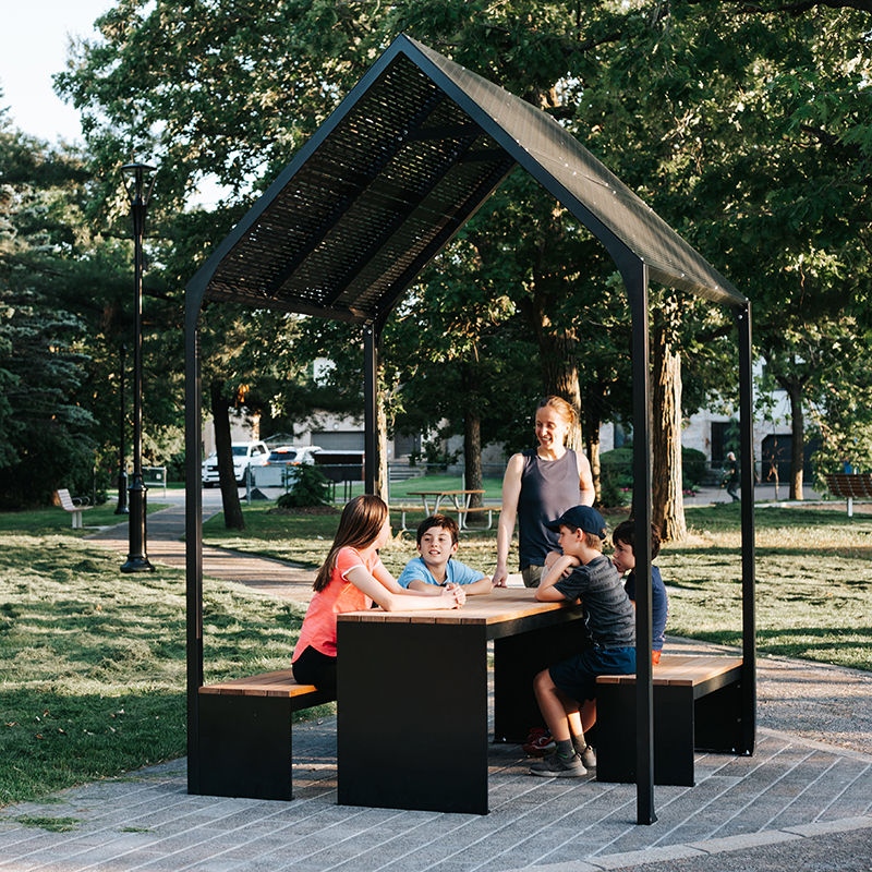 Table pique-nique modulaire, accès universel (PMR), maisonnette, abri solaire, Abri de table de pique-nique, mobilier urbain, table à pique-nique, table publique, banc public, mobilier espace public, mobilier extérieur, mobilier d'espace collaboratif extérieur, mobilier espace commercial, mobilier de parc, mobilier scolaire, station touristique, mobilier terrasse commerciale, mobilier place publique, mobilier toit-terrasse extérieur, mobilier modulaire urbain Modular picnic table, universal access (ADA), house, sunshade, solar shelter, Picnic table shelter, urban furniture, street furniture, site furnishings, public table, public bench, modular picnic table, public space furniture, public square outdoor furniture, outdoor furniture, outdoor collaborative space furniture, commercial furniture, park furniture, school outdoor furniture, touristic station, Touristic site outdoor furniture, commercial terrace furniture, rooftop terrace furniture, urban modular furniture